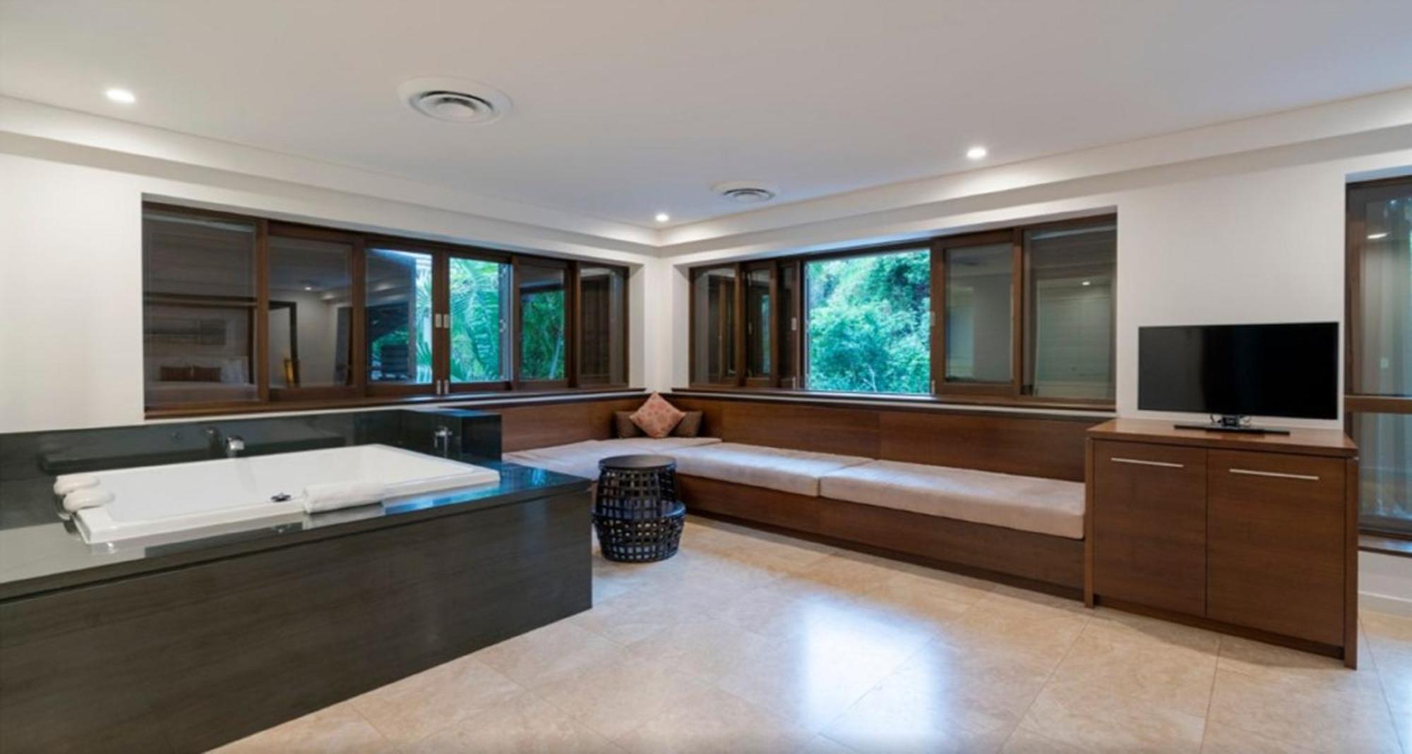 Luxury Apartments At Temple Resort And Spa ポートダグラス 部屋 写真